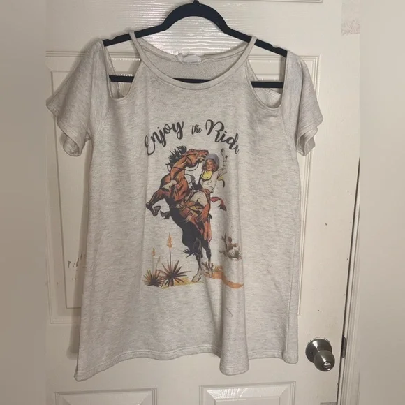 Phil Love Cowboy print Thermal short sleeve Cold Shoulder top Medium​ - Picture 6 of 9